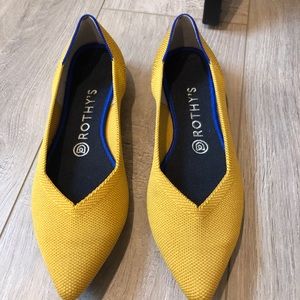 rothys the flat shoe